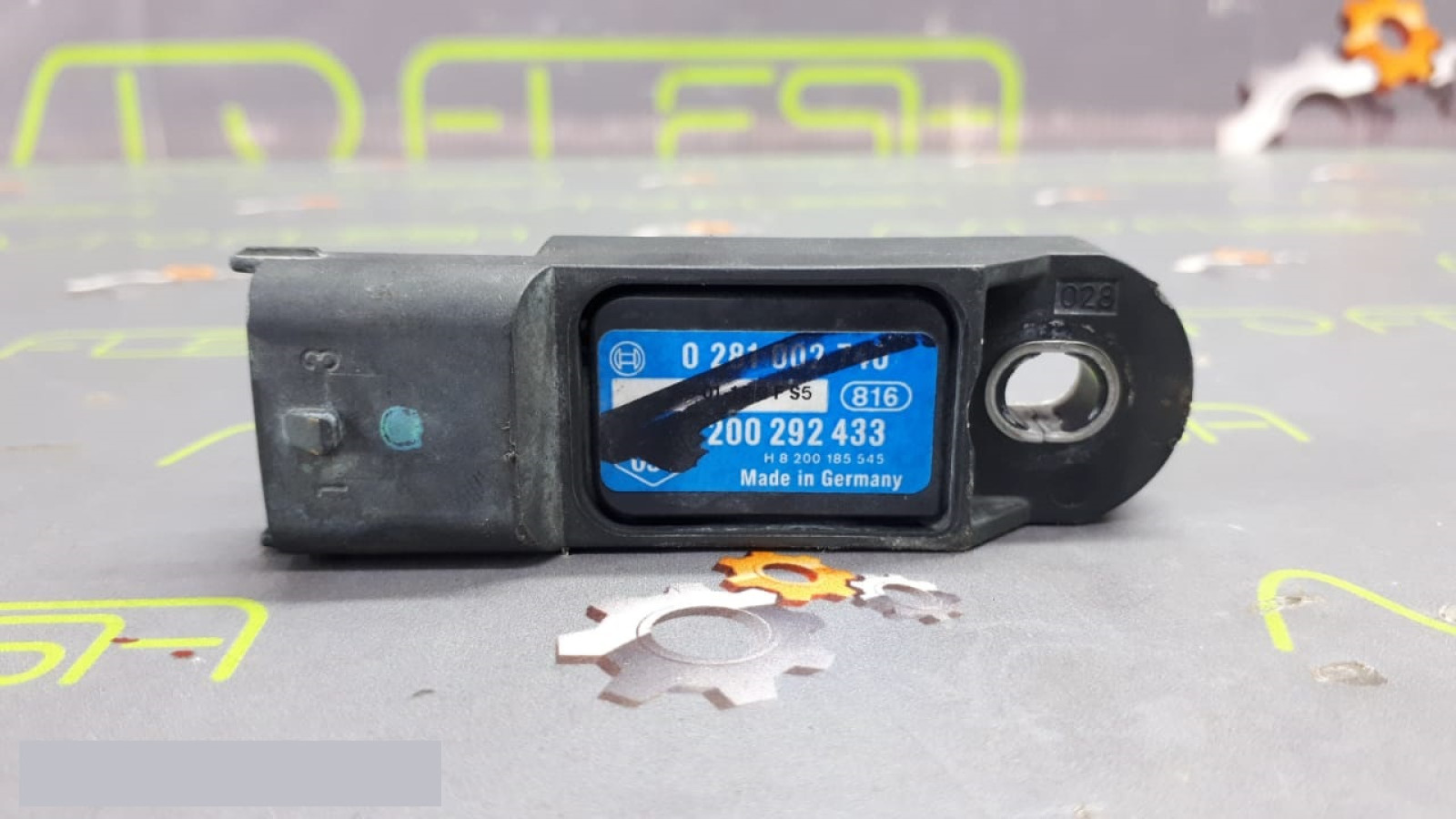Б/у датчик наддува, мапсенсор 0281002740, 8200292433 для Nissan/ Opel/ Renault
