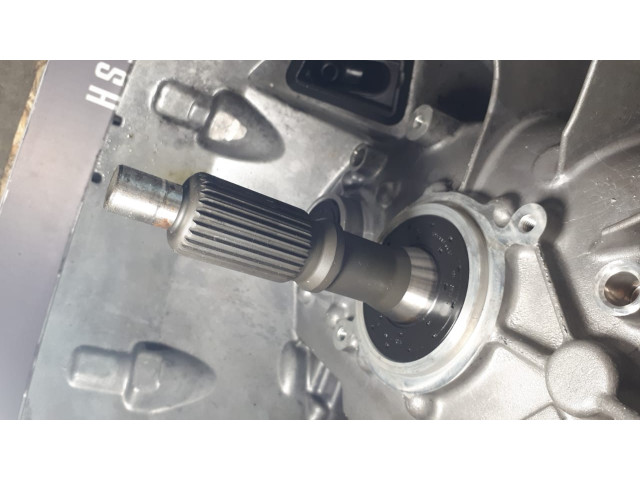 Б/у КПП/ коробка передач R2032610901, R2032612303, 2.2 CDI для Mercedes C-Class Б/у КПП/ коробка передач R2032610901, R2032612303, 2.2 CDI для Mercedes C-Class