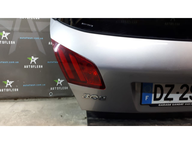 Б/у крышка багажника/ ляда в сборе 1610669880, 9677892380 для Peugeot 308 II Б/у крышка багажника/ ляда в сборе 1610669880, 9677892380 для Peugeot 308 II