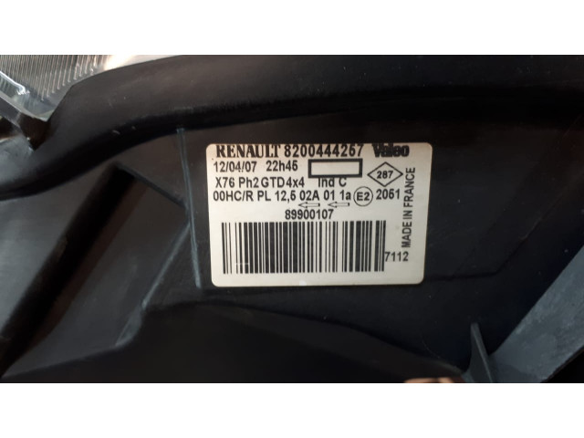 Б/у фара передняя в сборе левая/правая 8200444260, 8200444257 для Renault Kangoo Б/у фара передняя в сборе левая/правая 8200444260, 8200444257 для Renault Kangoo