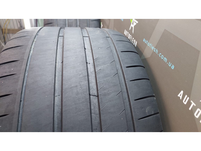 Б/у колеса с шинами R21, 971601025AE, 11.5Jx21H2/ ET69, разболтовка 5x130 для Porsche Cayenne/ Panamera Б/у колеса с шинами R21, 971601025AE, 11.5Jx21H2/ ET69, разболтовка 5x130 для Porsche Cayenne/ Panamera