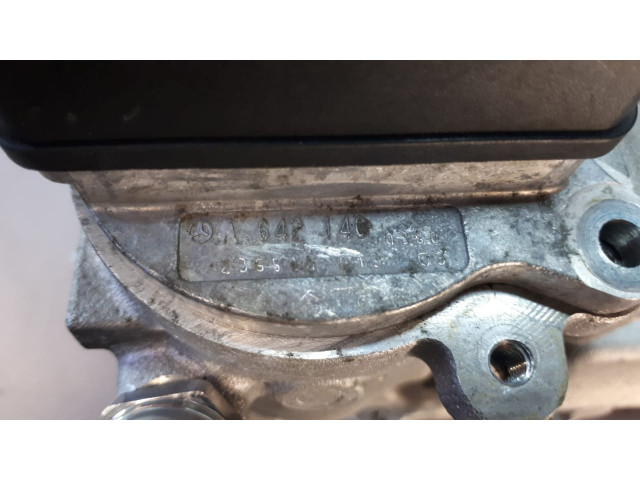 Б/у клапан EGR A6421400360, 00005320C2 для Chrysler/ Jeep/ Mercedes Б/у клапан EGR A6421400360, 00005320C2 для Chrysler/ Jeep/ Mercedes