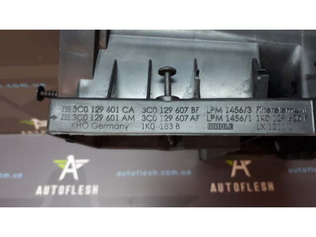Б/у крышка корпуса воздушного фильтра 3C0129601/ 3C0129607 для Audi/ Seat/ Skoda/ Volkswagen Б/у крышка корпуса воздушного фильтра 3C0129601/ 3C0129607 для Audi/ Seat/ Skoda/ Volkswagen