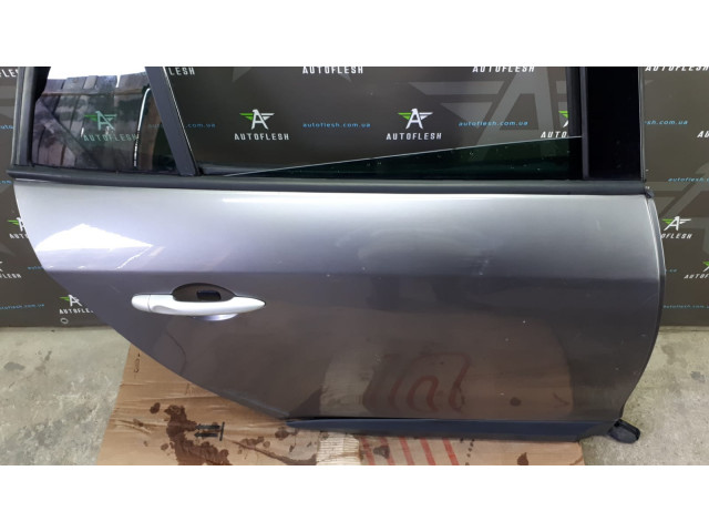 Б/у дверь задняя правая 821007080R для Renault Megane III Б/у дверь задняя правая 821007080R для Renault Megane III