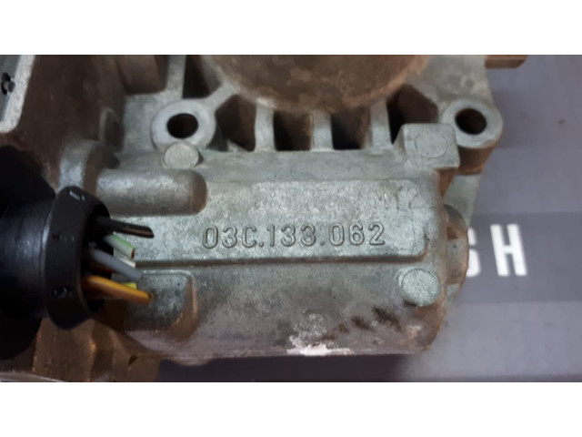 Б/у дроссельная заслонка 03C133062 для Audi/ Seat/ Skoda/ Volkswagen Б/у дроссельная заслонка 03C133062 для Audi/ Seat/ Skoda/ Volkswagen