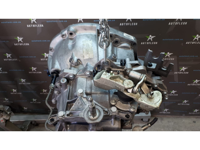 Б/у КПП/ коробка передач ND0002/ 8200128325, 1.9 dCi для Renault Grand Scenic II/ Megane II/ Scenic II Б/у КПП/ коробка передач ND0002/ 8200128325, 1.9 dCi для Renault Grand Scenic II/ Megane II/ Scenic II