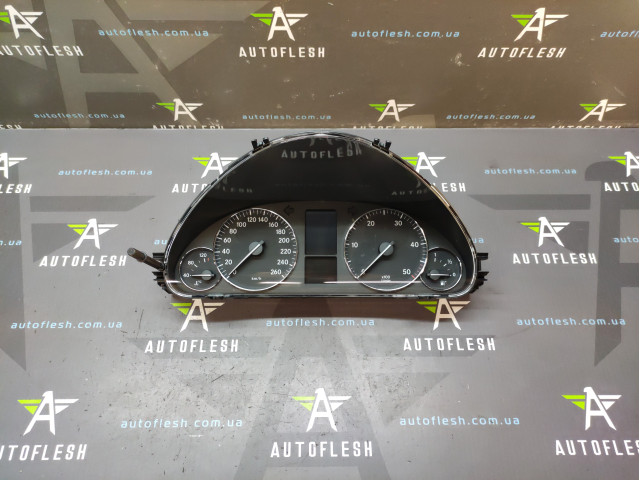 Панель приладів/ спідометр A2035409547 Mercedes C-Class Панель приладів/ спідометр A2035409547 Mercedes C-Class