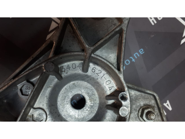 Б/у кронштейн КПП 33303448032 для BMW X3 Б/у кронштейн КПП 33303448032 для BMW X3