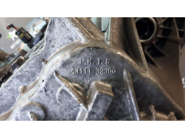 Б/у КПП/ коробка передач в сборе M56CF3-1/ 43111-32300, 1.6 CRDI, 6-ти ступенчатая для Hyundai i30/ KIA Ceed Б/у КПП/ коробка передач в сборе M56CF3-1/ 43111-32300, 1.6 CRDI, 6-ти ступенчатая для Hyundai i30/ KIA Ceed