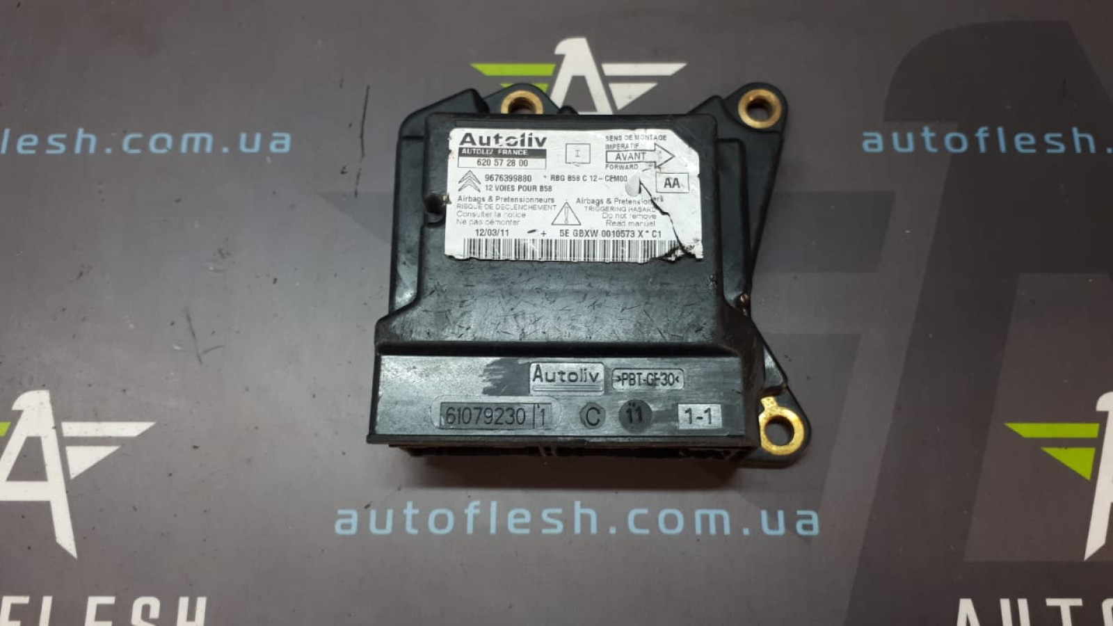 Б/у блок управления airbag/ модуль подушек безопасности 9676399880 для Citroen C4/ Peugeot 308