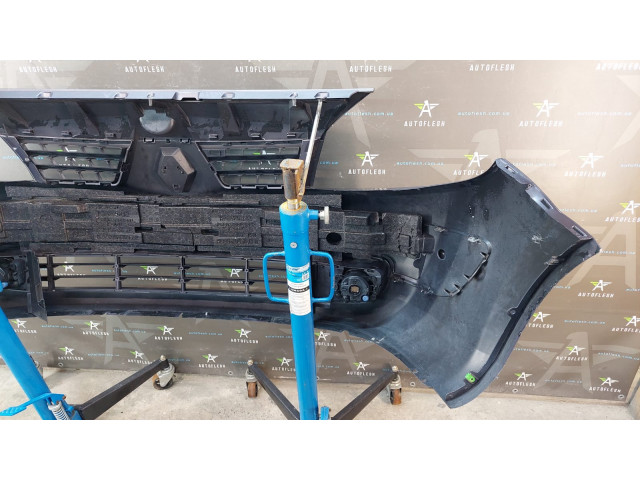 Б/у бампер передний в сборе 7701474769 для Renault Scenic II Б/у бампер передний в сборе 7701474769 для Renault Scenic II