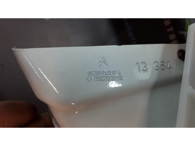 Б/у крыло переднее левое 9676919680 для Citroen C4 Picasso II Б/у крыло переднее левое 9676919680 для Citroen C4 Picasso II
