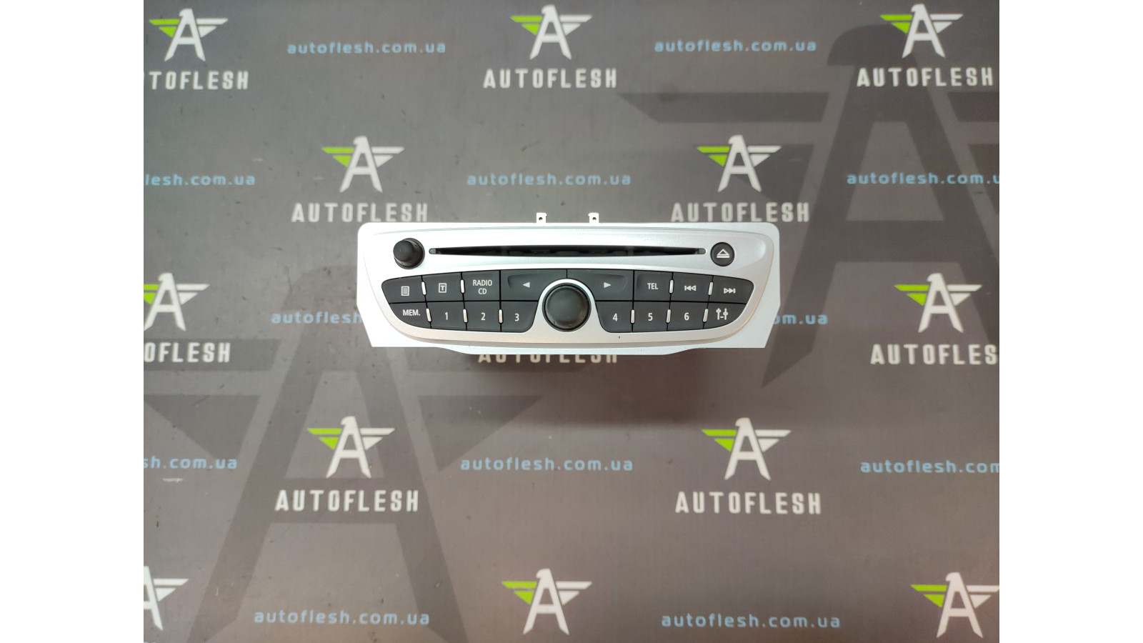 Б/в автомагнітола 281150743R, 7641104391 для Renault Fluence/ Megane III/ Scenic III
