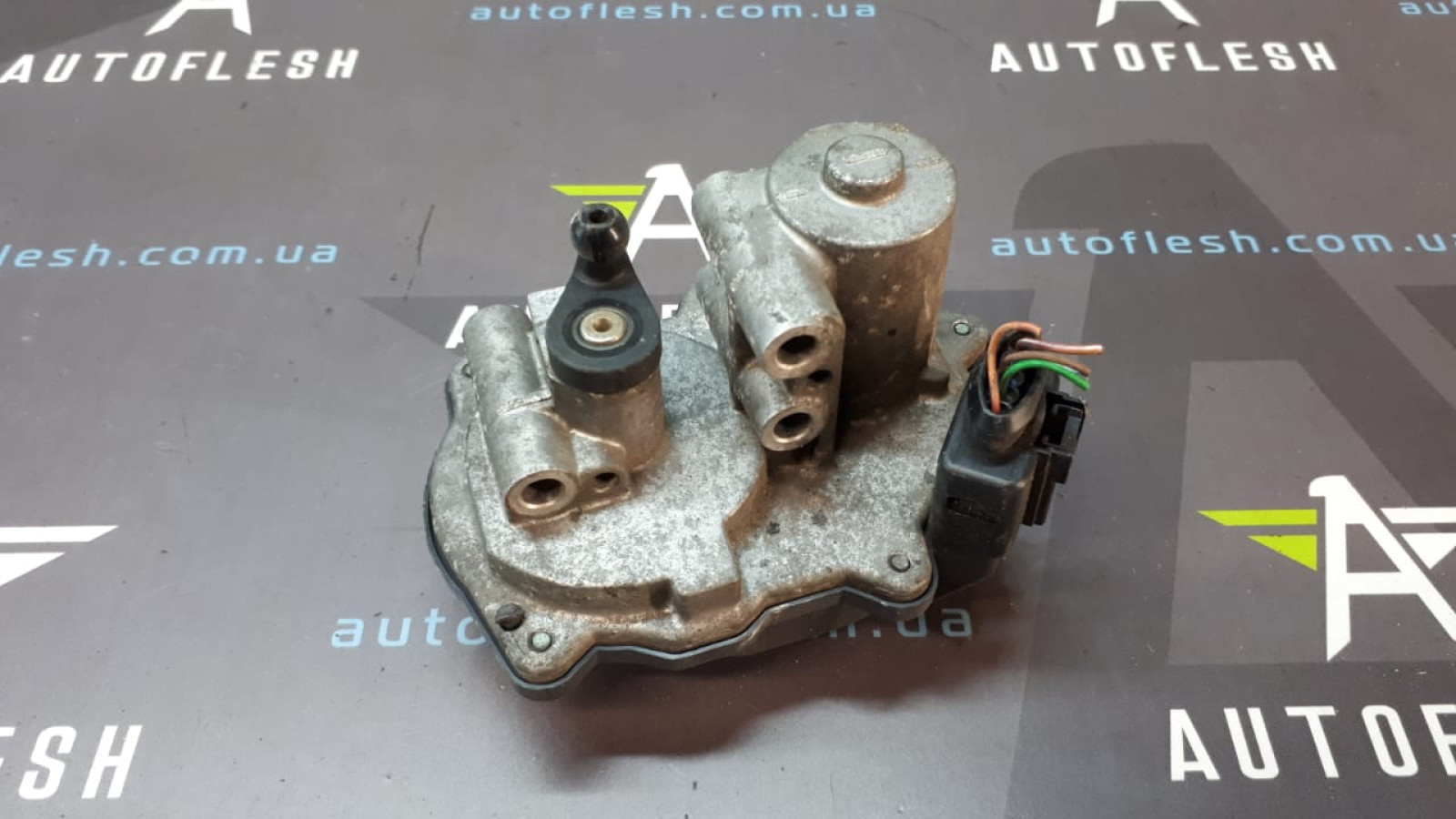Б/у дроссельная заслонка A2C53248883, 03L129086 для Audi/ Seat/ Skoda/ Volkswagen
