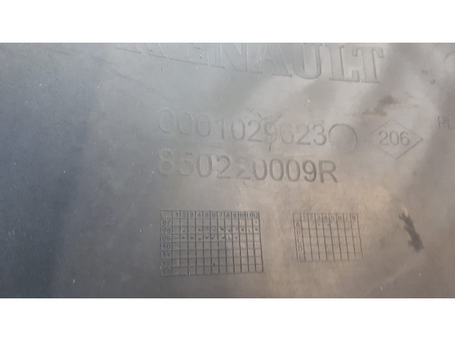 Б/у бампер задний в сборе 850220009R, 850B20001R для Renault Megane III хэтчбек Б/у бампер задний в сборе 850220009R, 850B20001R для Renault Megane III хэтчбек