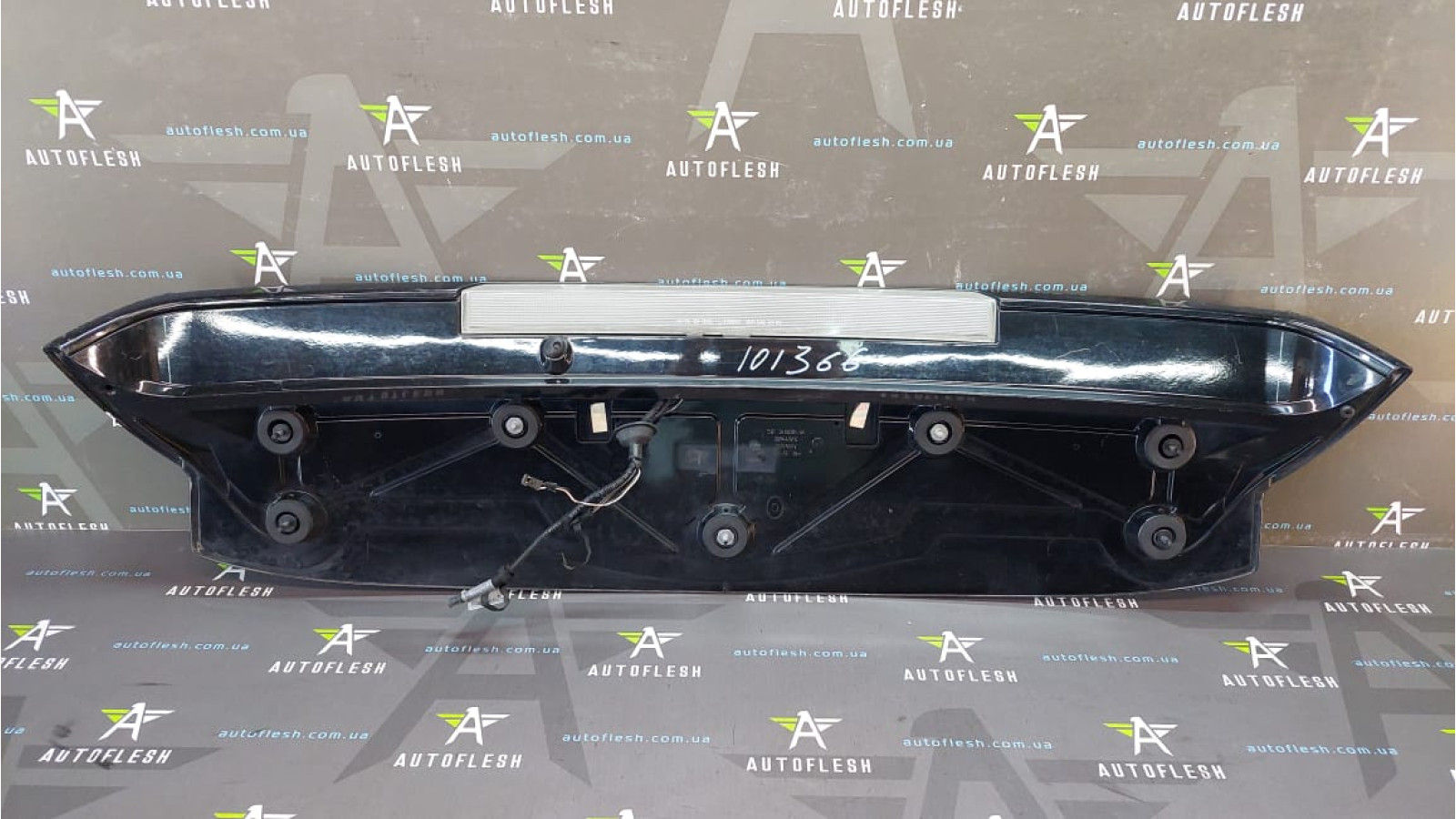 Б/у фонарь спойлера 63253440439 для BMW X3