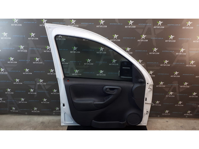 Б/у дверь передняя левая/ дверь водительская для Opel Combo Б/у дверь передняя левая/ дверь водительская для Opel Combo