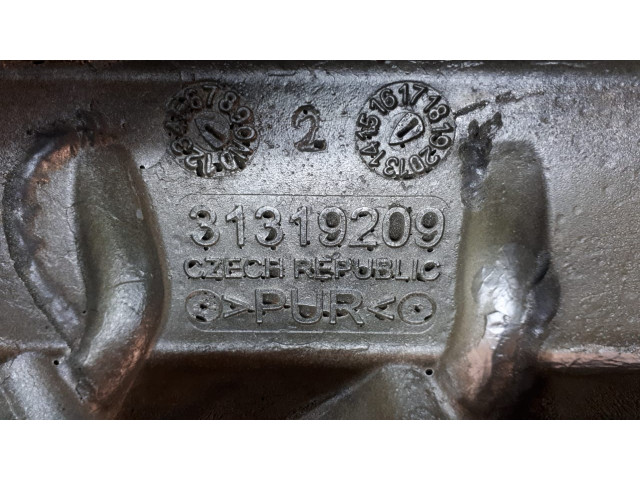 Б/у крышка двигателя декоративная/ защита двигателя 31319209, 2.0 D4/ D4204T5 для Volvo S60 II/ V60/ XC60 Б/у крышка двигателя декоративная/ защита двигателя 31319209, 2.0 D4/ D4204T5 для Volvo S60 II/ V60/ XC60