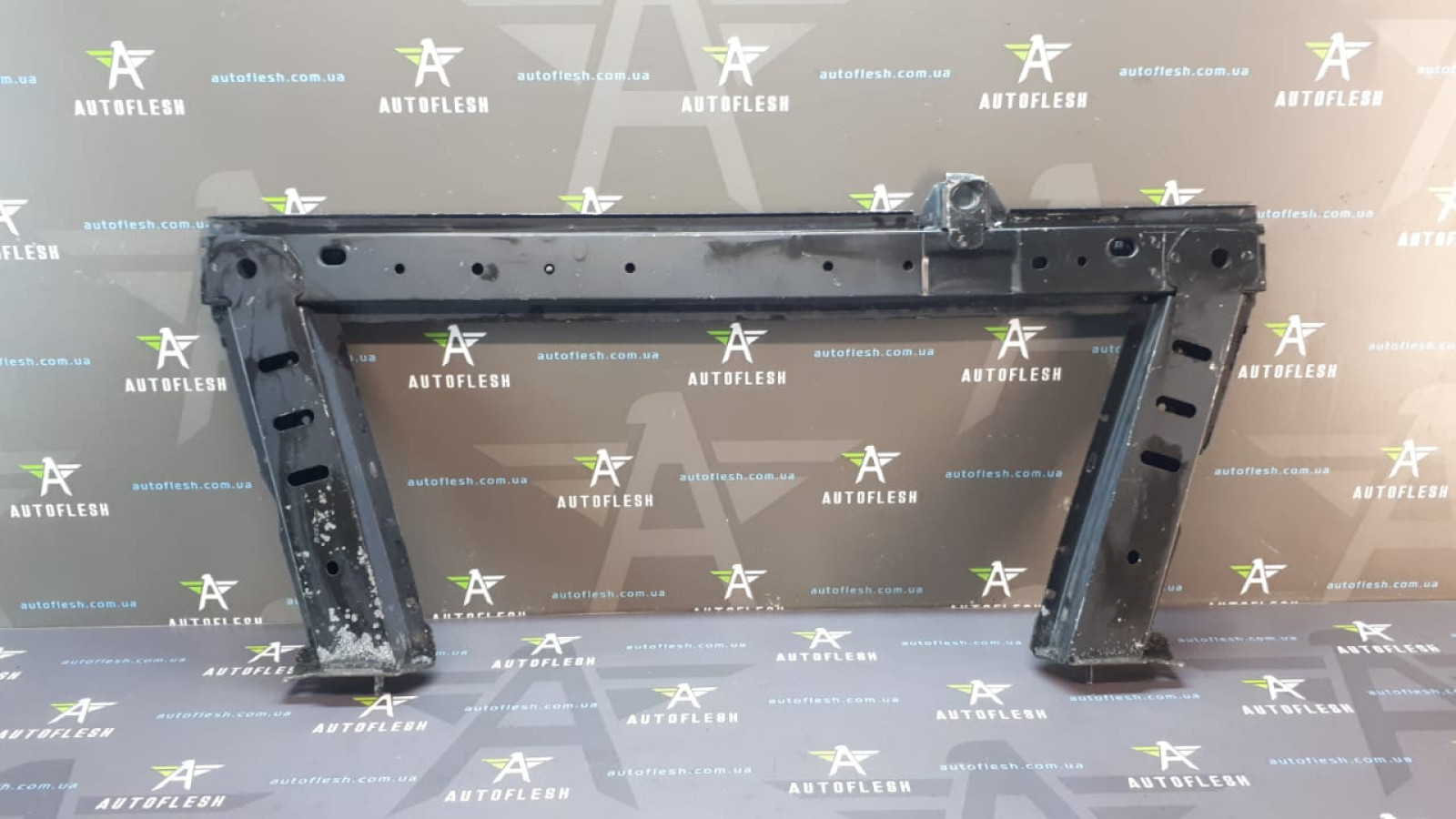 Б/у балка передней подвески 8200838335 для Renault Kangoo II