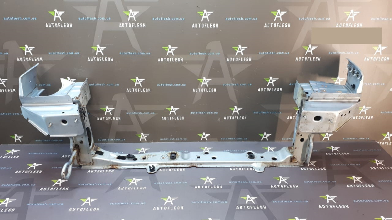 Б/у панель передняя/ лонжерон 720995 для Citroen Berlingo, Xsara/ Peugeot Partner Б/у панель передняя/ лонжерон 720995 для Citroen Berlingo, Xsara/ Peugeot Partner