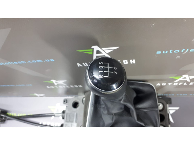 Б/у кулиса КПП в сборе 5Q0711061, 5Q0711265Q, 5Q0711266B для Audi/ Seat/ Skoda/ Volkswagen Б/у кулиса КПП в сборе 5Q0711061, 5Q0711265Q, 5Q0711266B для Audi/ Seat/ Skoda/ Volkswagen