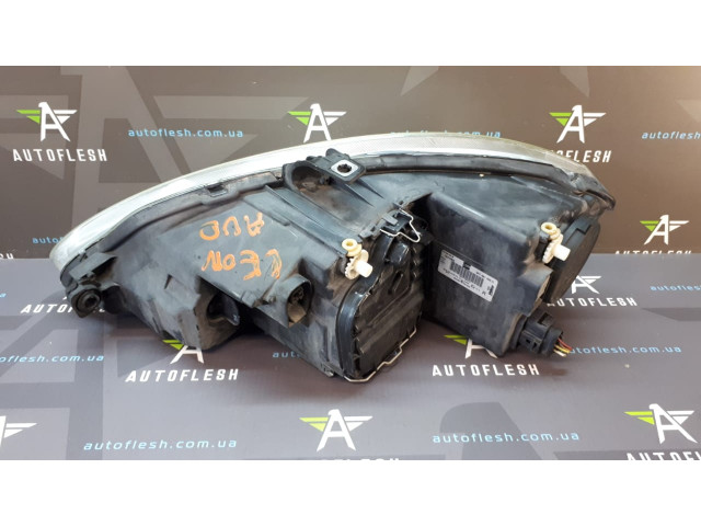 Б/у фара правая 5P1941006D для Seat Altea, Altea XL/ Leon/ Toledo III Б/у фара правая 5P1941006D для Seat Altea, Altea XL/ Leon/ Toledo III