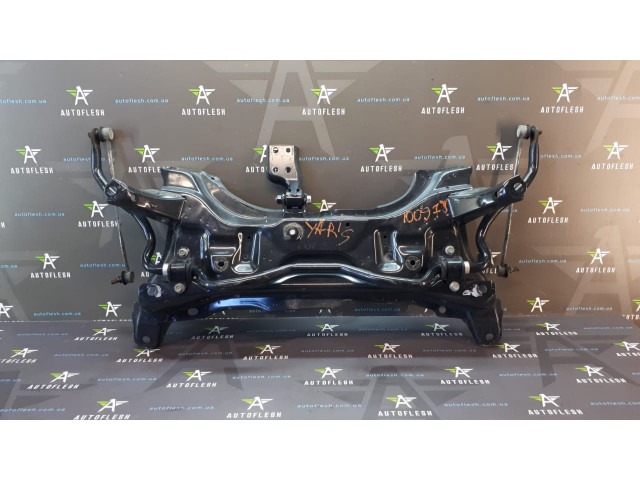 Б/у стабилизатор передний в сборе 488110D150 для Toyota Yaris Hybrid