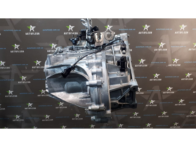 Б/у КПП/ коробка передач в сборе M6CF3/ 4300032497, 1.7 CRDI для Hyundai iX35/ KIA Sportage Б/у КПП/ коробка передач в сборе M6CF3/ 4300032497, 1.7 CRDI для Hyundai iX35/ KIA Sportage