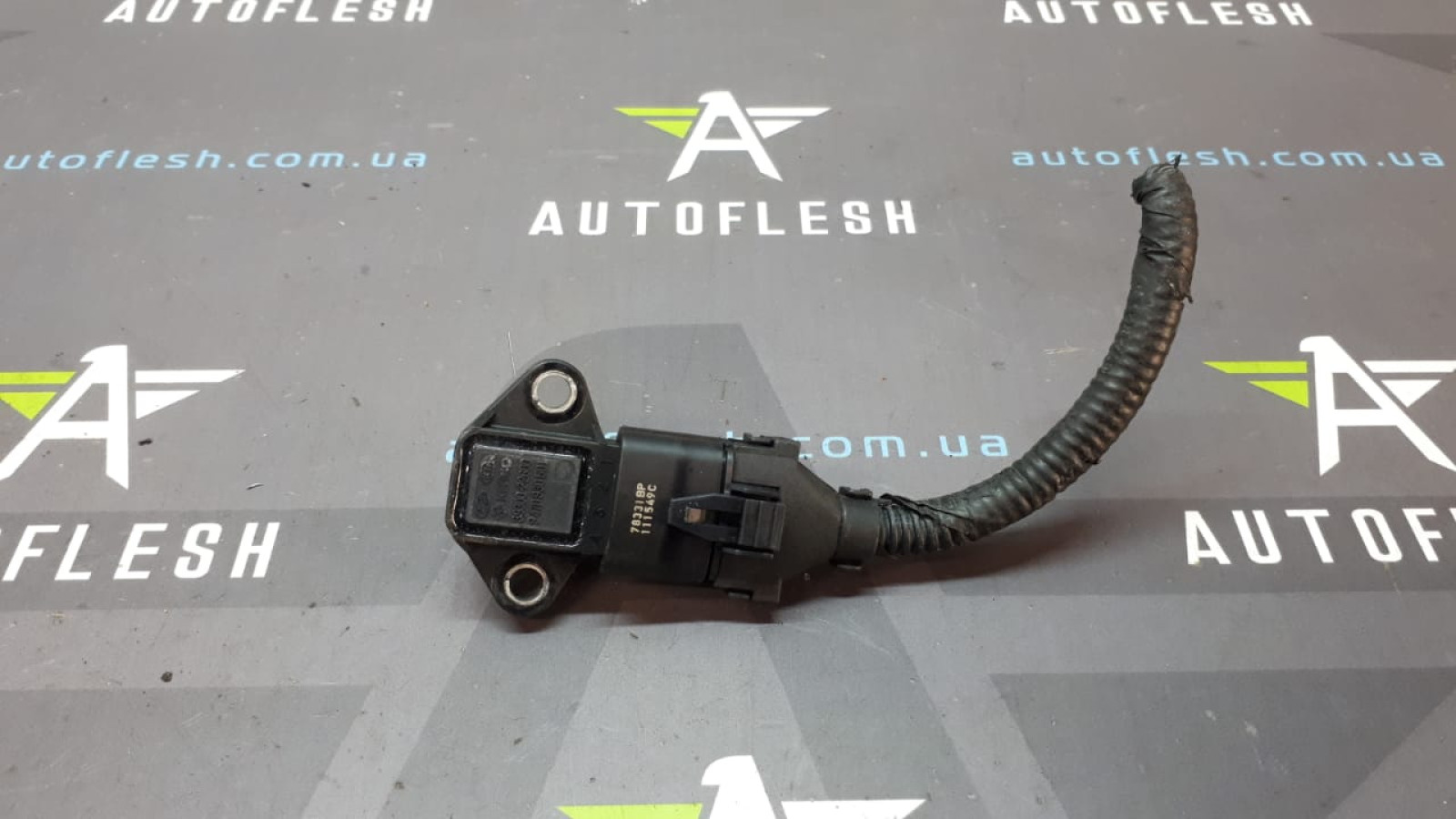Б/у датчик абсолютного давления 39300-22600, 9470930501 для Hyundai/ KIA