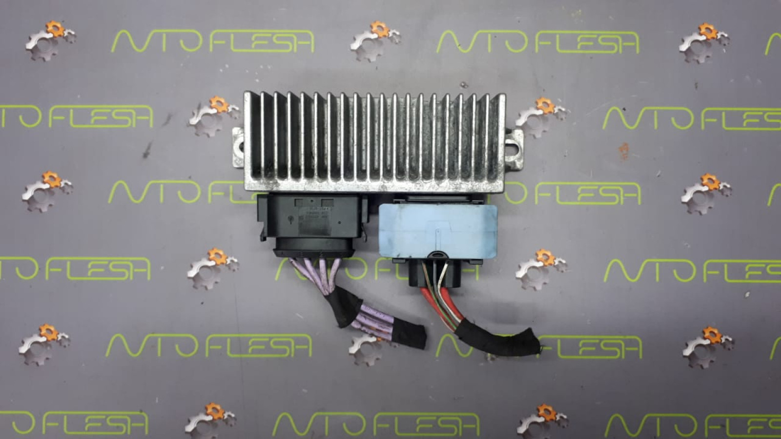 Б/у реле свечей накала 8200558438 для Nissan/ Opel/ Renault
