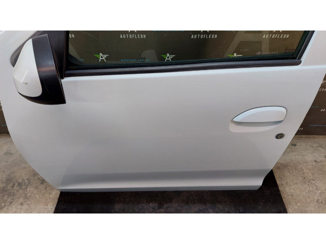 Б/у дверь передняя левая/ правая 801012479R, 801007952R для Dacia Sandero II Б/у дверь передняя левая/ правая 801012479R, 801007952R для Dacia Sandero II