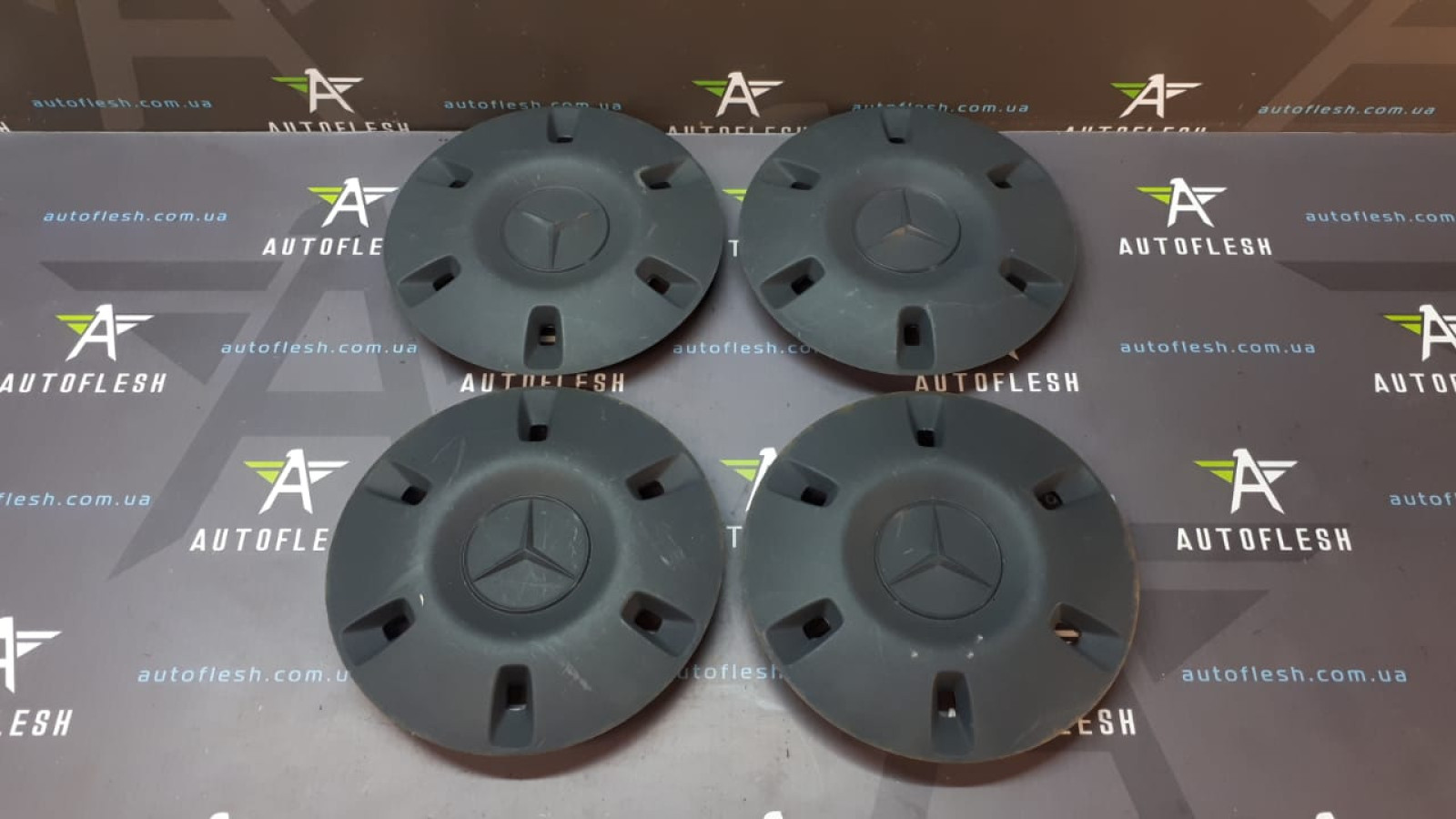 Б/у колпаки на диски/ колпак колесный A9064010025 для Mercedes Sprinter