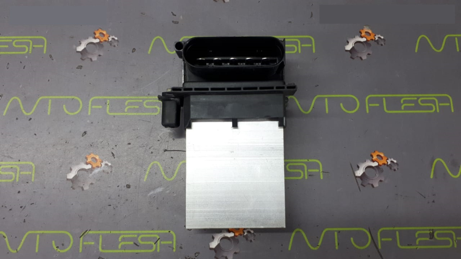 Б/у резистор печки 7701051272, F664411D для Renault Clio II/ Thalia I
