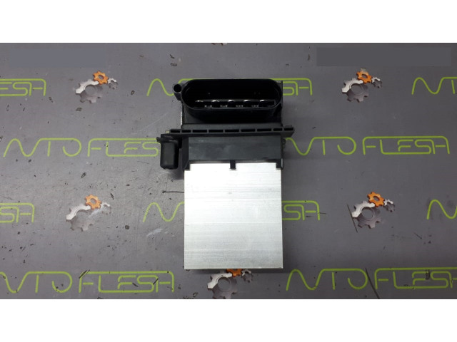 Б/у резистор печки 7701051272, F664411D для Renault Clio II/ Thalia I