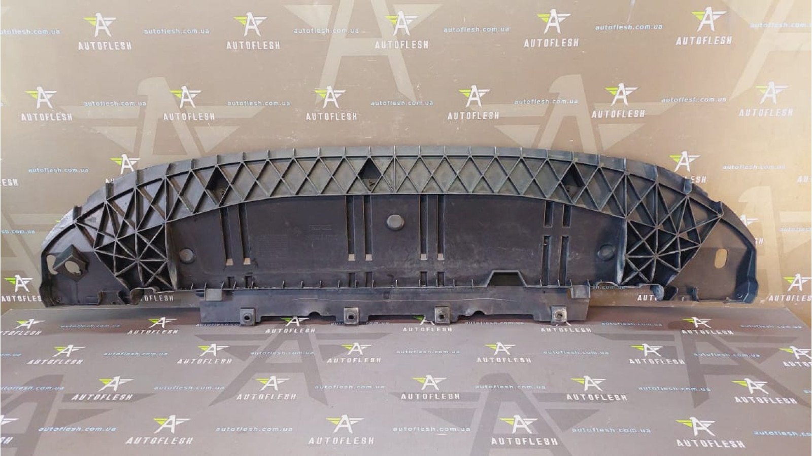 Б/у защита переднего бампера 622358108R для Renault Kangoo