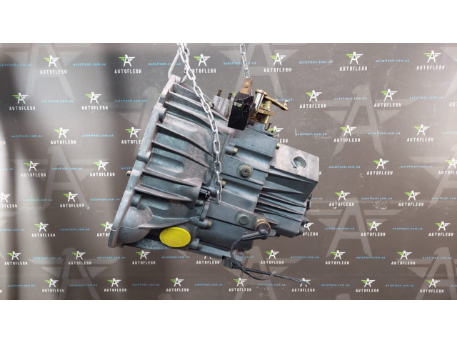 Б/у КПП/ коробка передач в сборе 711697/ A6382601800, 2.2 CDI для Mercedes Vito Б/у КПП/ коробка передач в сборе 711697/ A6382601800, 2.2 CDI для Mercedes Vito