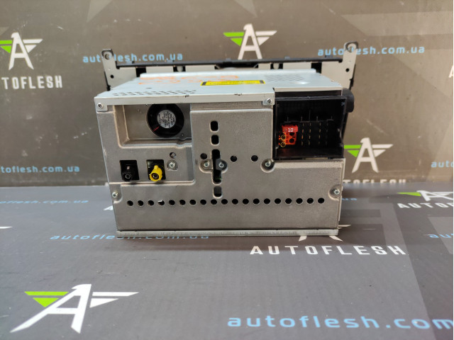 Автомагнітола (Radio/ CD) A2038700589 Mercedes C-Class Автомагнітола (Radio/ CD) A2038700589 Mercedes C-Class