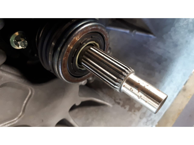 Б/у КПП/ коробка передач в сборе ND0015/ 8200128325, 2.0 16V для Renault Grand Scenic II/ Megane II/ Scenic II Б/у КПП/ коробка передач в сборе ND0015/ 8200128325, 2.0 16V для Renault Grand Scenic II/ Megane II/ Scenic II