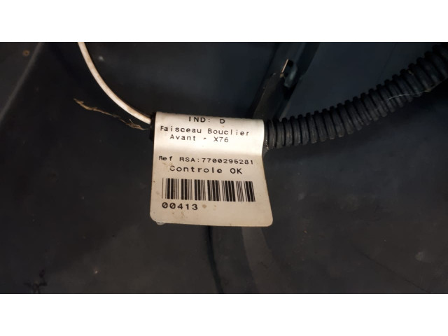 Б/у бампер передний в сборе с туманками 8200152587 для Nissan Kubistar/ Renault Kangoo Б/у бампер передний в сборе с туманками 8200152587 для Nissan Kubistar/ Renault Kangoo