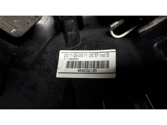 Б/у руль/ рулевое колесо 484303213R для Renault Laguna III GT Б/у руль/ рулевое колесо 484303213R для Renault Laguna III GT