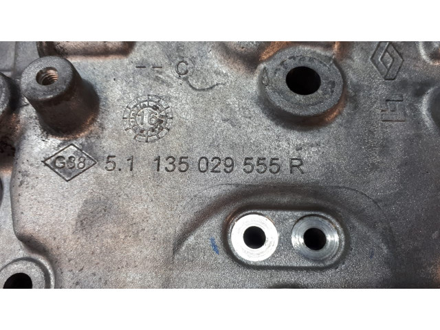 Б/у крышка ГРМ 135029977R, 1.2 TCe для Dacia/ Nissan/ Renault Б/у крышка ГРМ 135029977R, 1.2 TCe для Dacia/ Nissan/ Renault