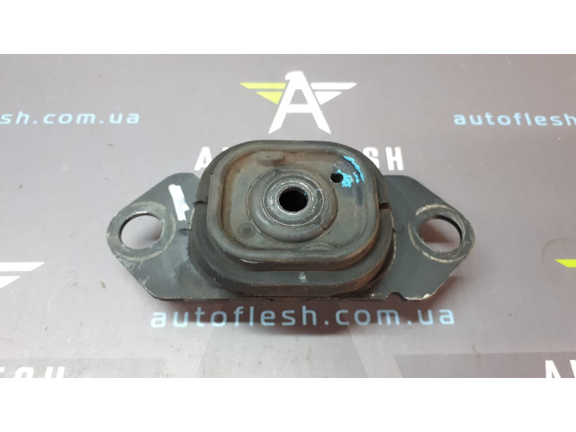 Б/у подушка кпп/ подушка двигателя 8200352961 для Dacia/ Nissan/ Renault Б/у подушка кпп/ подушка двигателя 8200352961 для Dacia/ Nissan/ Renault