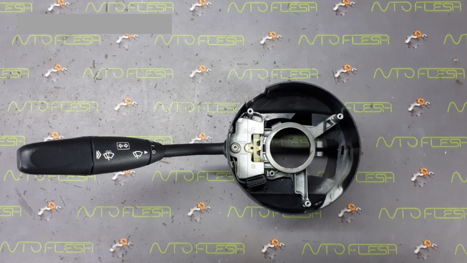 Б/у подрулевой переключатель A2035450110 для Mercedes C-Class/ CLK-Class Б/у подрулевой переключатель A2035450110 для Mercedes C-Class/ CLK-Class