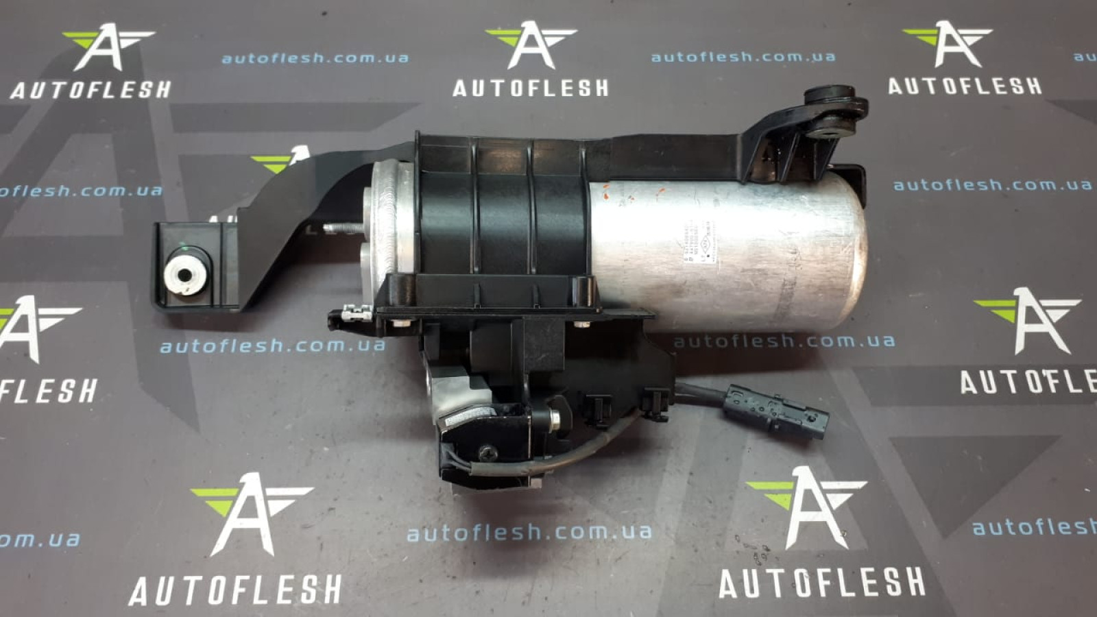 Б/у осушитель кондиционера 921405885R, 921408942R для Renault Zoe