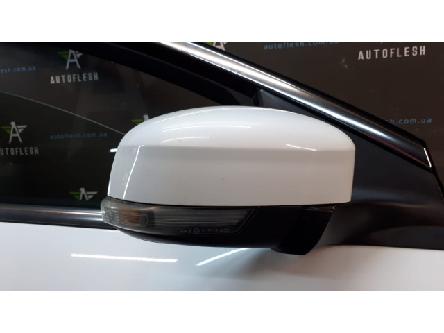 Б/у дверь передняя правая 1778161 для Ford Mondeo IV Б/у дверь передняя правая 1778161 для Ford Mondeo IV