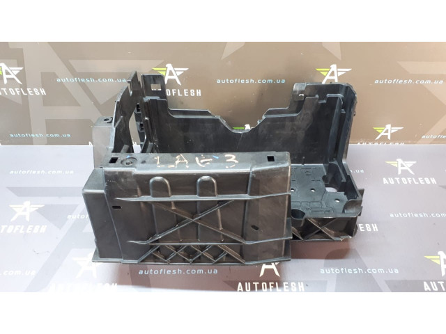 Б/у корпус аккумулятора/ крепление АКБ 244460009R для Renault Laguna III Б/у корпус аккумулятора/ крепление АКБ 244460009R для Renault Laguna III