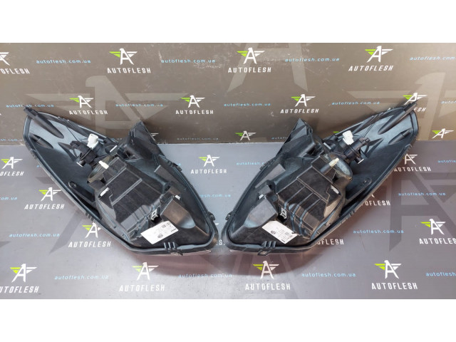 Б/у фара передняя левая/ правая 8200733877, 8200733878 для Dacia/ Renault Sandero Б/у фара передняя левая/ правая 8200733877, 8200733878 для Dacia/ Renault Sandero