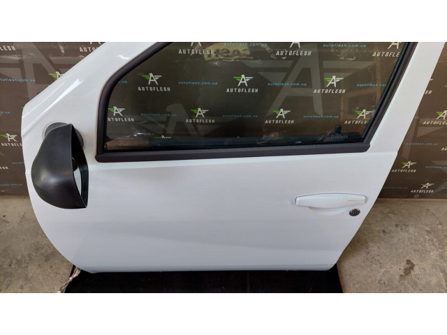 Б/у дверь передняя левая 801010094R, 801015127R для Dacia Duster Б/у дверь передняя левая 801010094R, 801015127R для Dacia Duster