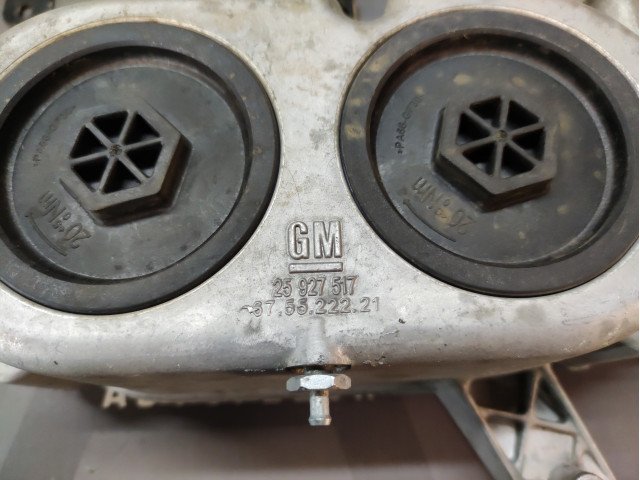 Корпус паливного фільтра 25927517, 675522221 Chevrolet Captiva Opel Antara Корпус паливного фільтра 25927517, 675522221 Chevrolet Captiva Opel Antara