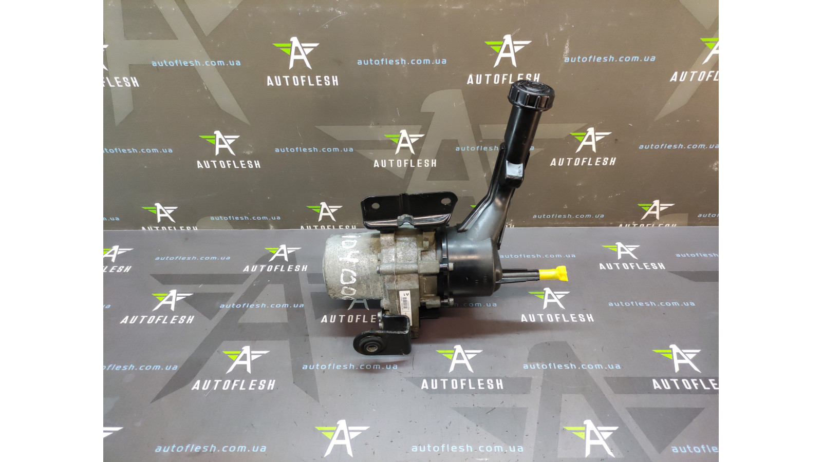 Б/у насос гідропідсилювача керма/ насос ЕГУР V29018054C для Citroen Berlingo/ Peugeot Partner